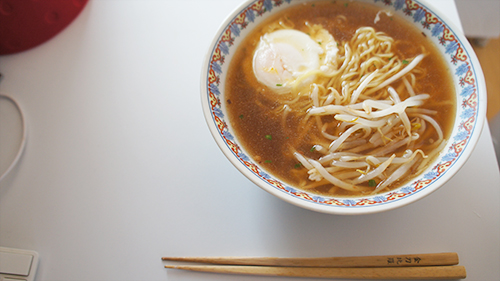 袋ラーメン「中華三昧」でワンランク上の即席ラーメンを。