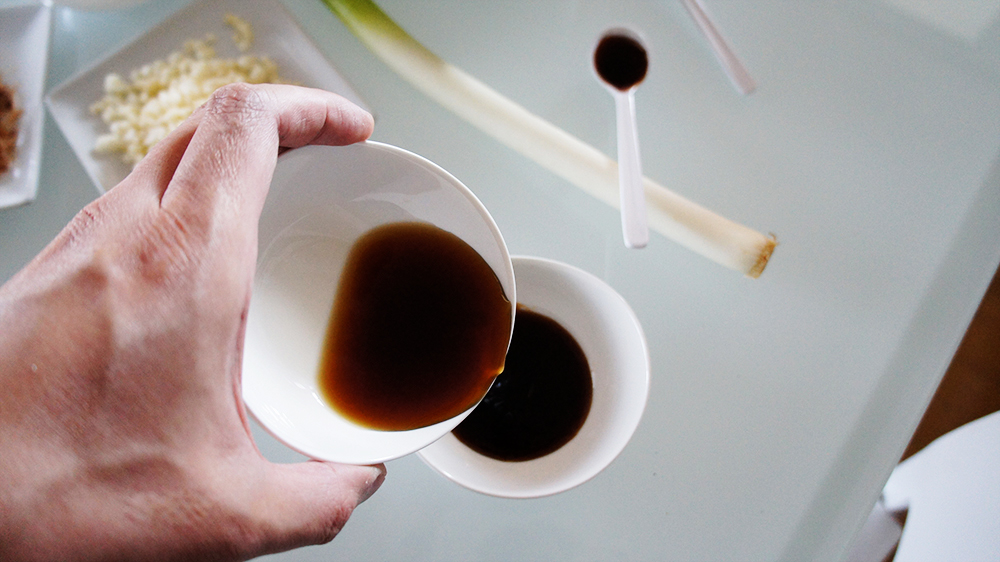 想夫恋風の焼きそばは、麺がパリフワでクセになります。